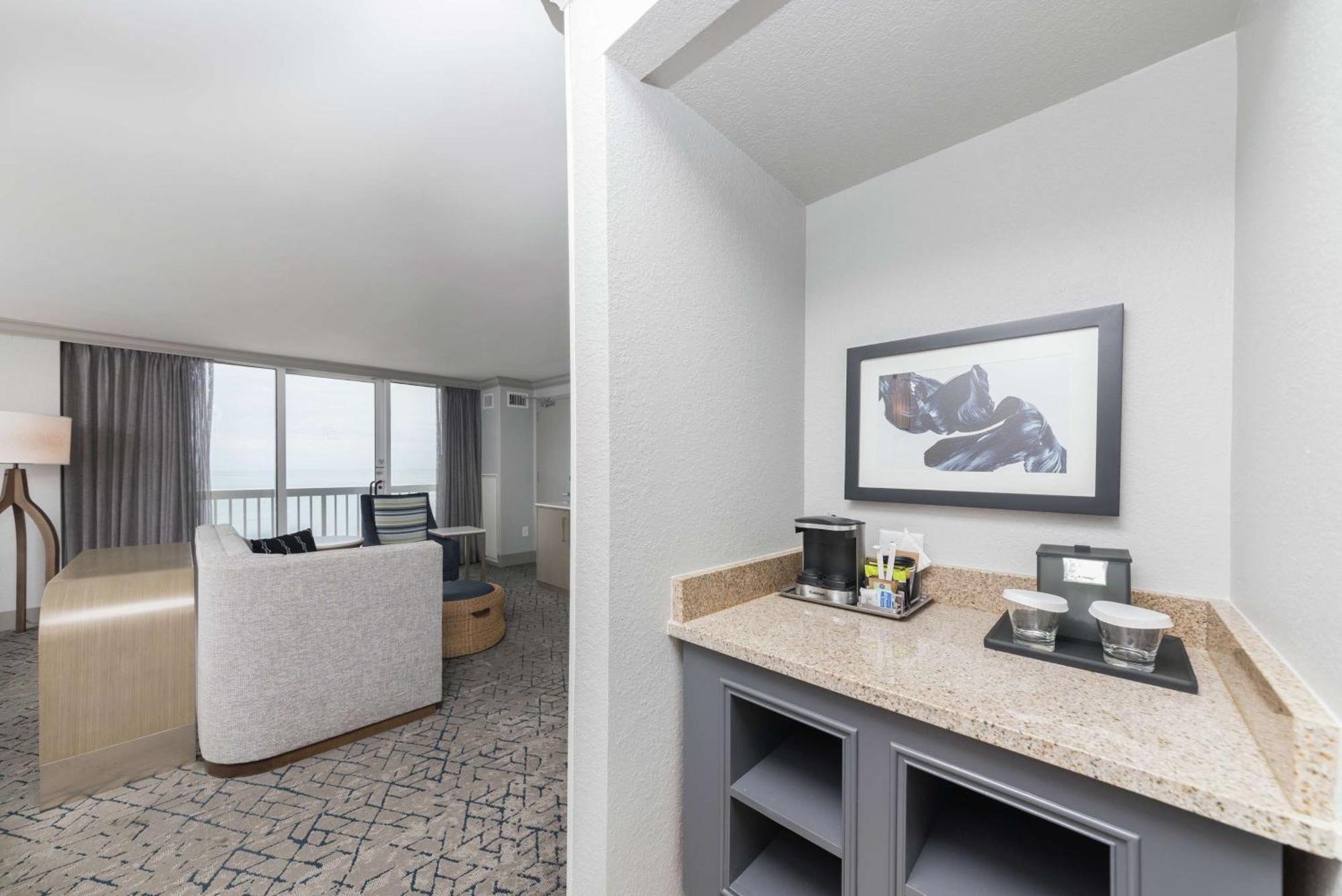 Hilton Melbourne Beach Oceanfront Exterior foto
